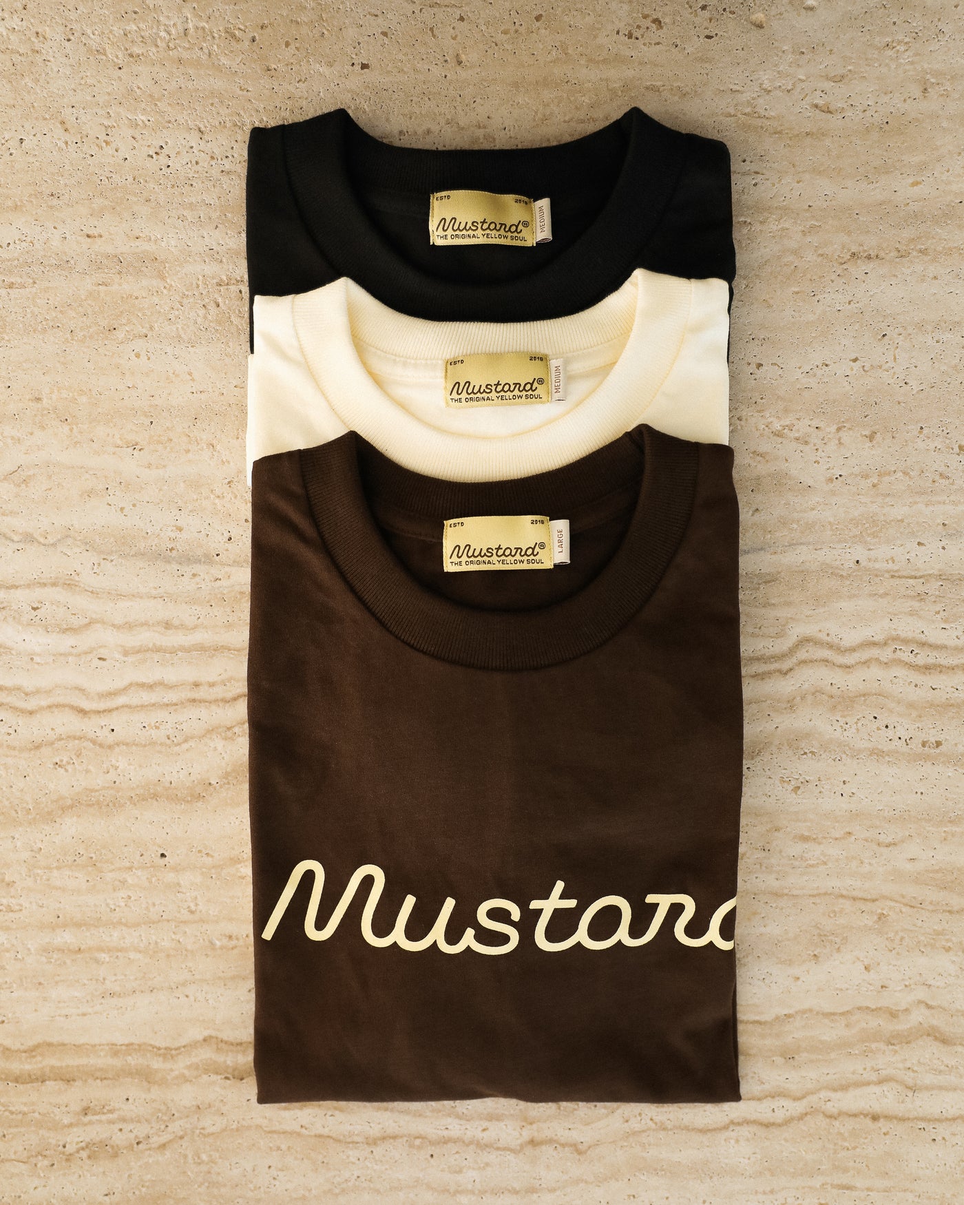เสื้อยืด Young Pioneer - สีเทา