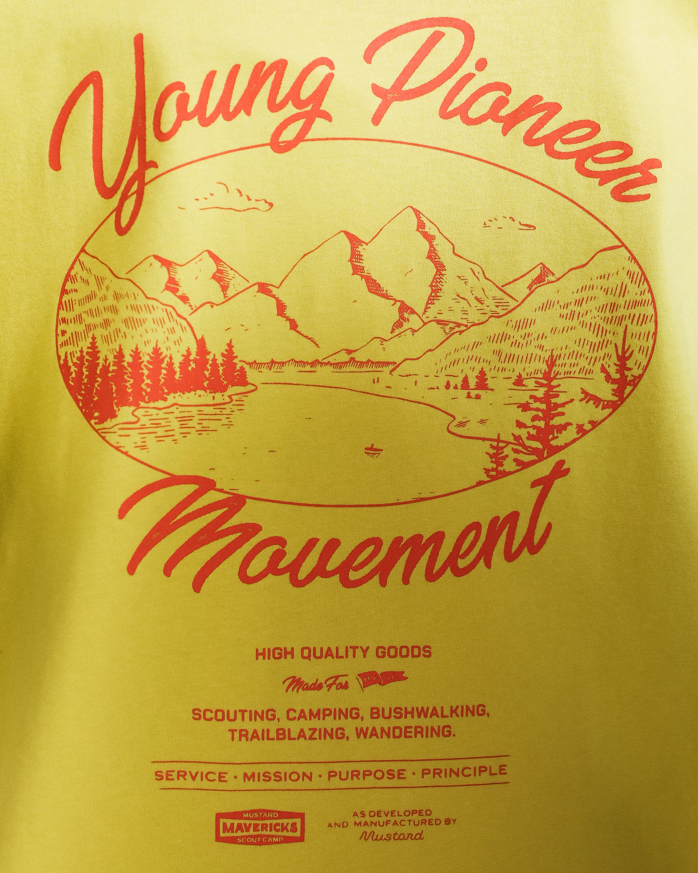 เสื้อยืด Young Pioneer - สีเทา