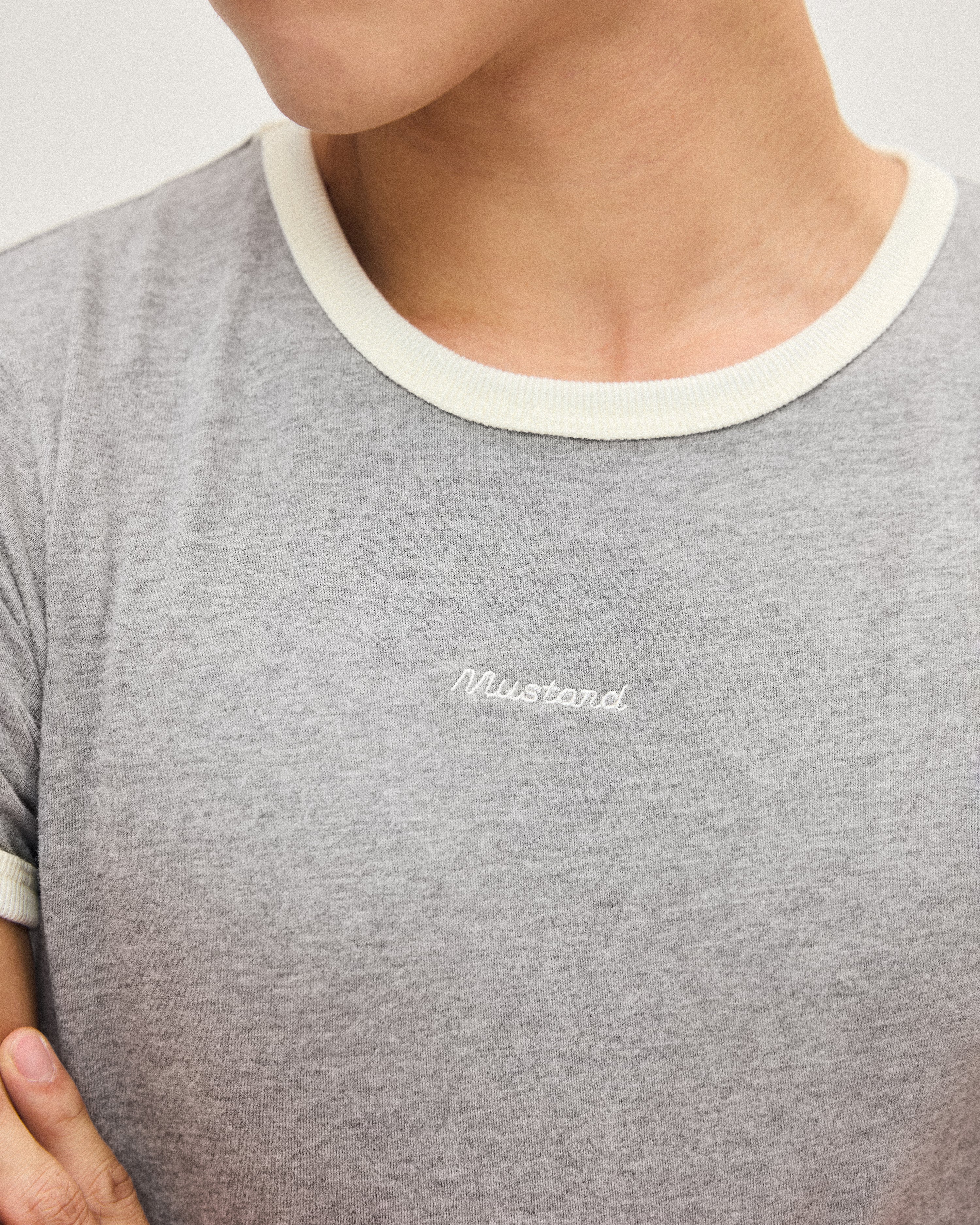 Logo Ringer Tee