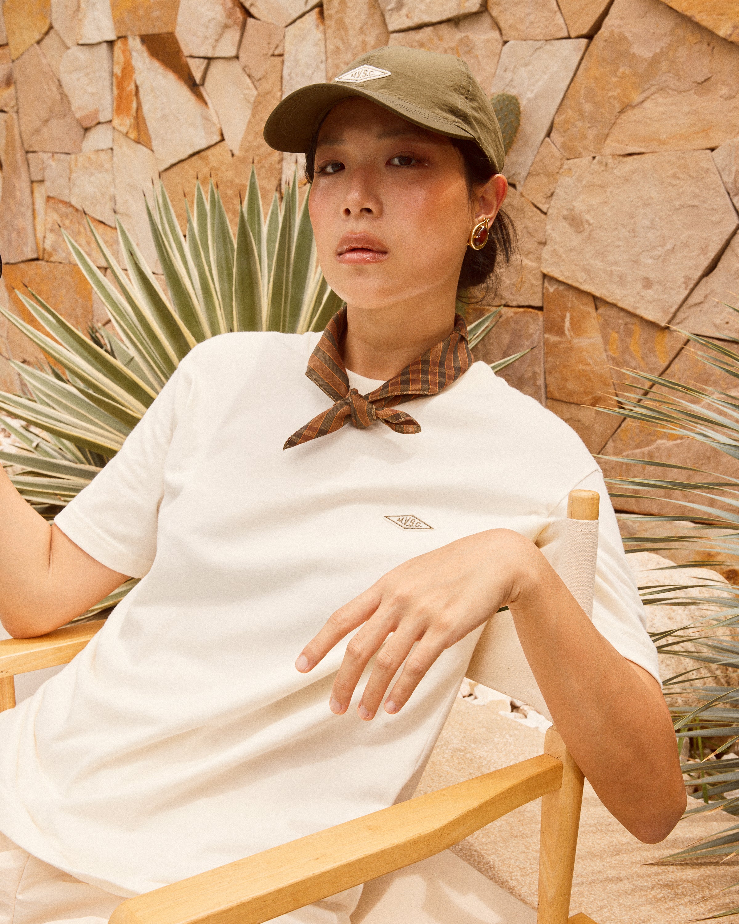 เสื้อยืด Young Pioneer - สี Off-White