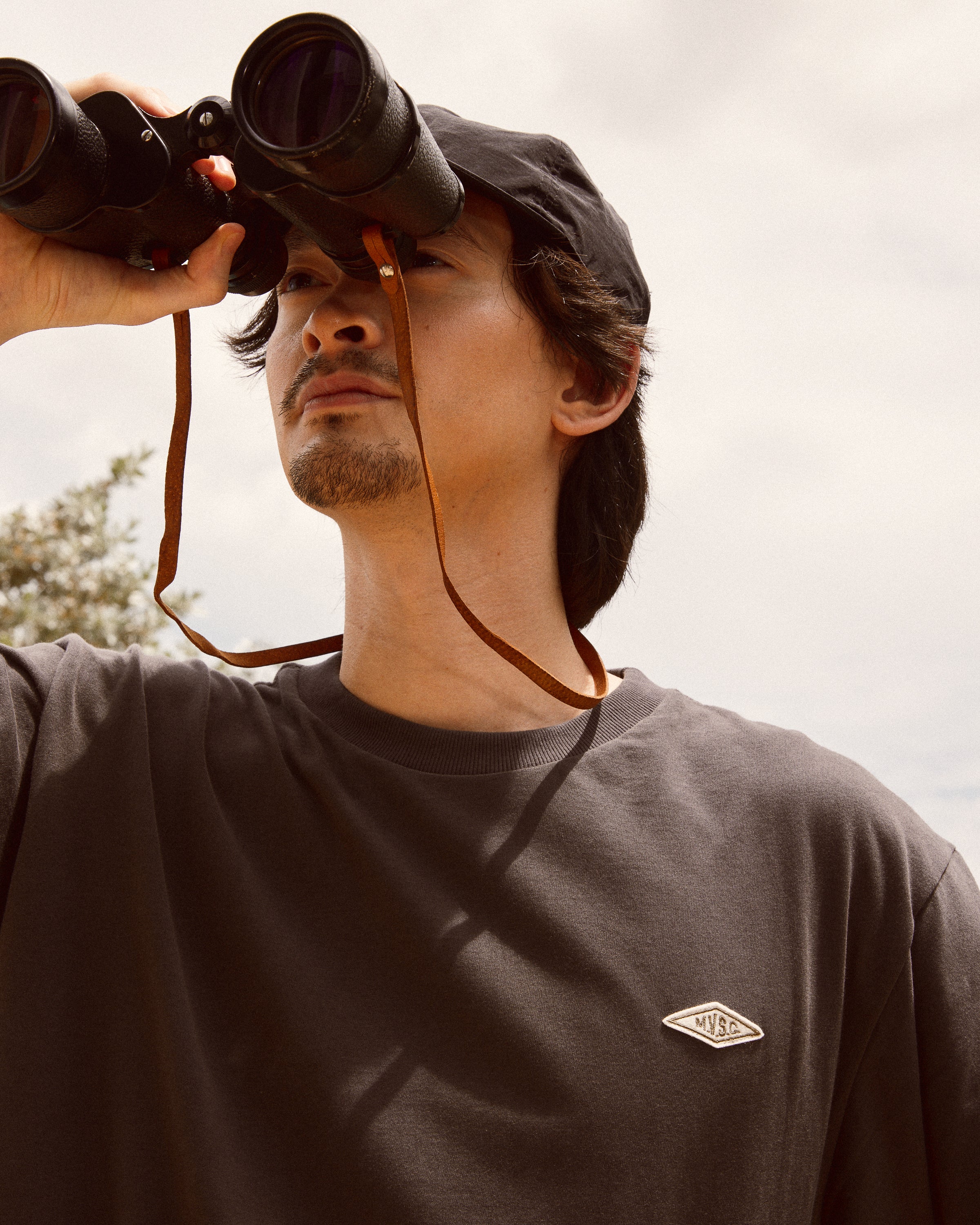 Young Pioneer Tee - Smoke
