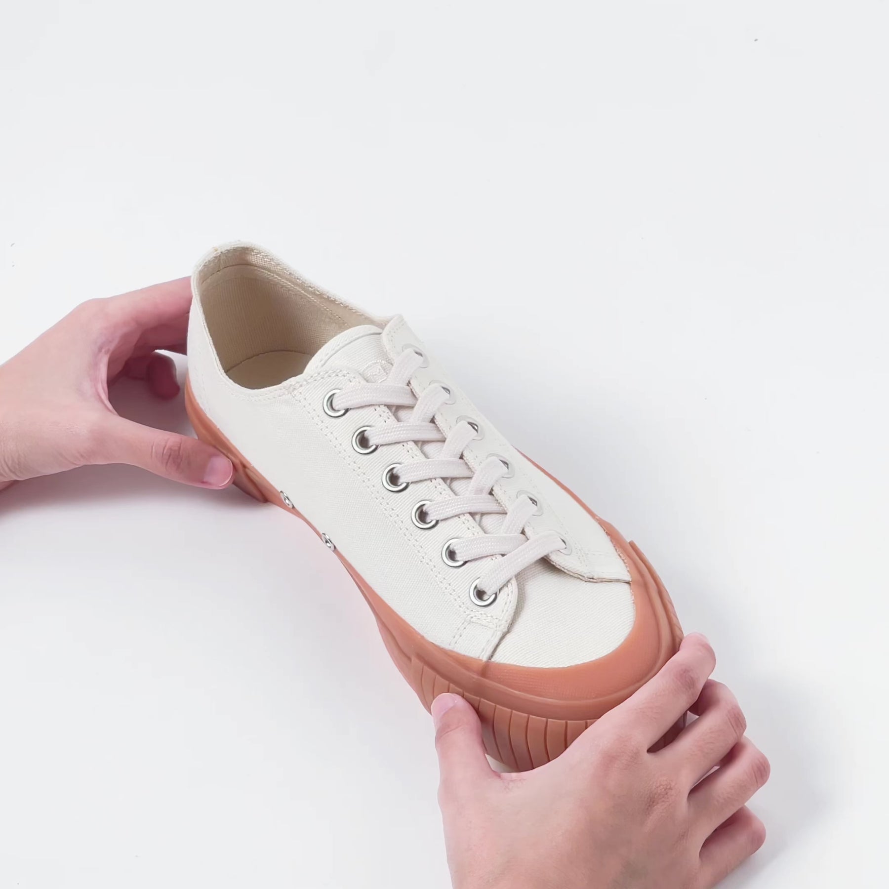 Bumper Gum White – Mustard Sneakers