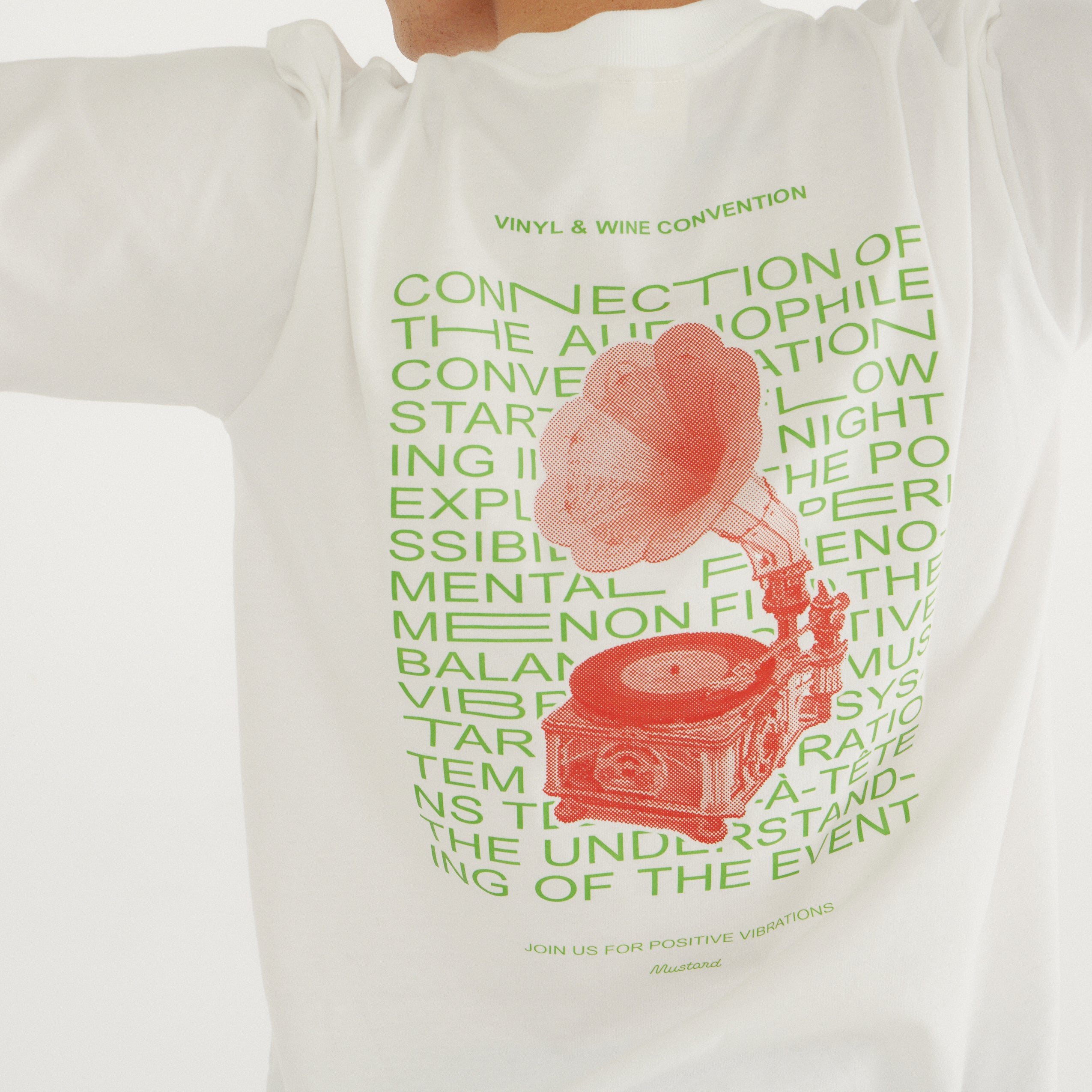 เสื้อยืดไวนิลและไวน์ - สีขาว/เขียว